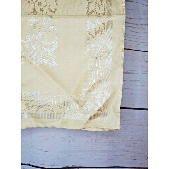 Elegant Gold Crust Rare Designer Table Decorative Fancy Napkins (Set of 4) - Picture 3 of 11